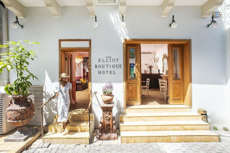 Peer Boutique Hotel
