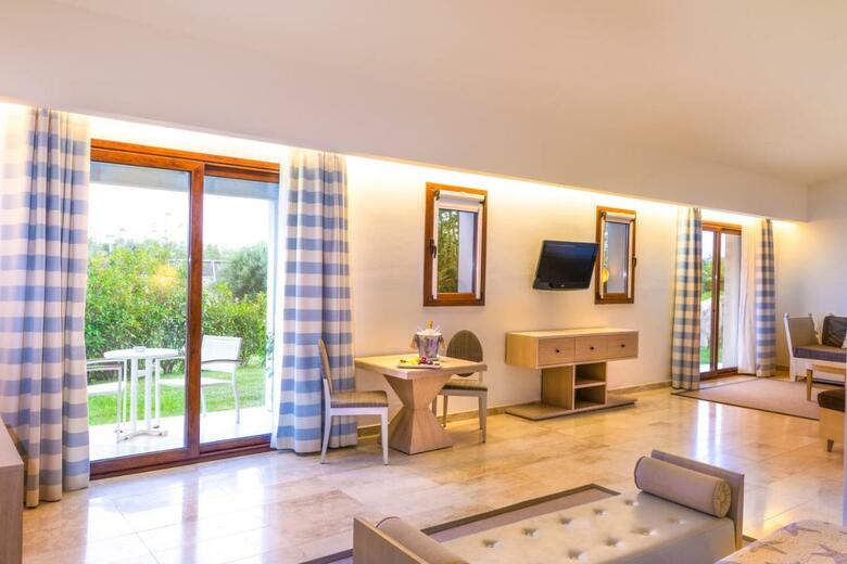 Hotel Resort Grande Baia