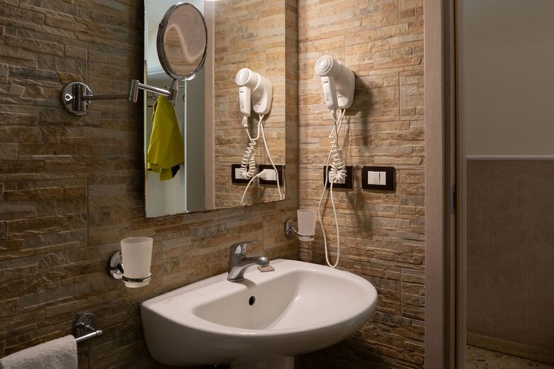 Hostal Il Gattopardo House