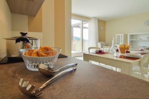 Sarnico Halldis Apartments