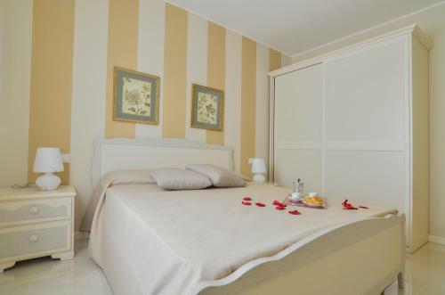 Sarnico Halldis Apartments