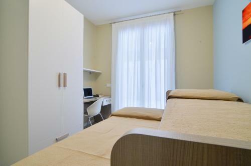 Sarnico Halldis Apartments
