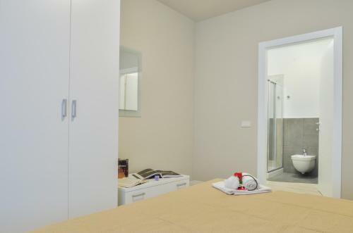 Sarnico Halldis Apartments