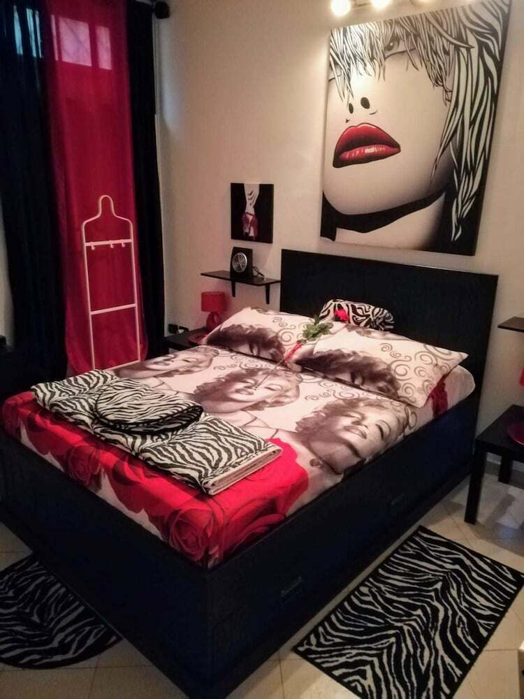 Blu House Bed & Breakfast