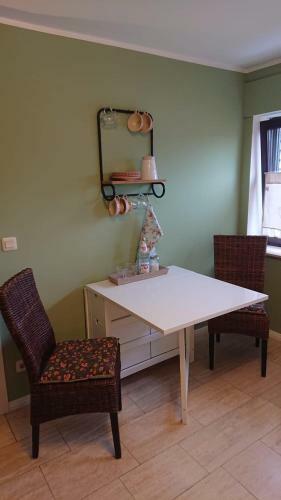 Ferienwohnung Und Privatzimmer Kohl