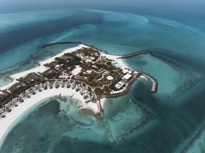Hotel Zaya Nurai Island Resort