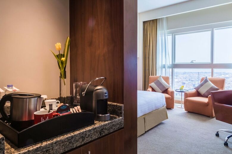 Hotel Grand Millennium Al Wahda Abu Dhabi