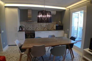 Apartamentos Gran Via Bassols