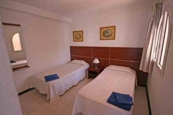 Aparthotel Galera Beach Apartamentos