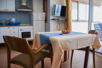 El Paseo Apartments