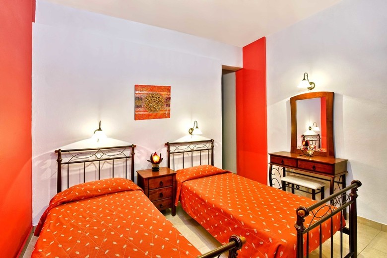 Pension Petros Villas