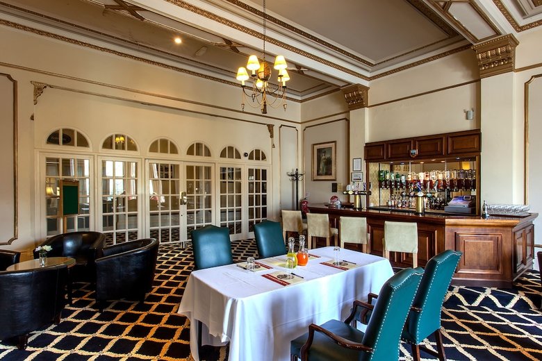 Prince Of Wales Hotel