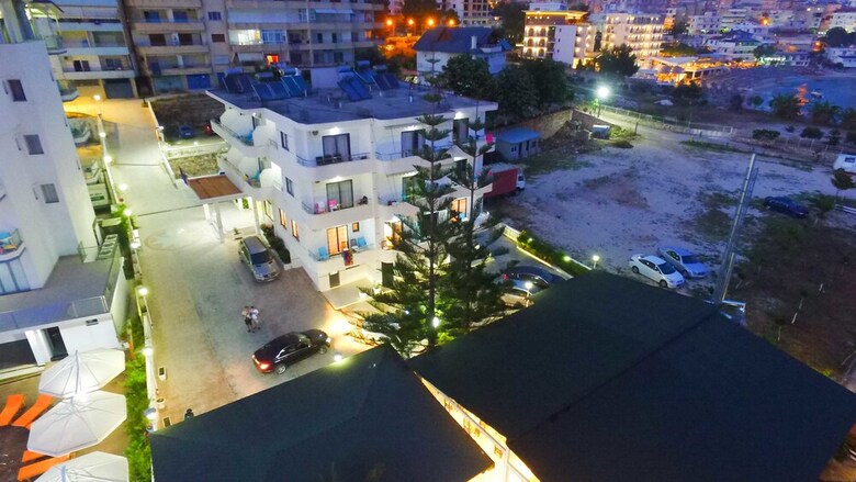 Hotel Kompleks Joni