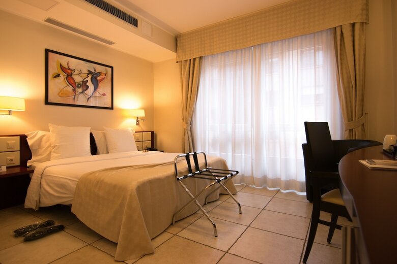 Best Western Plus Grand Hotel Victor Hugo