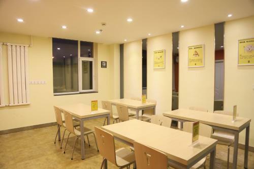 Hotel 7days Inn Datong Railway Station