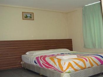 Hostal Iskandar Sinsuran Guesthouse