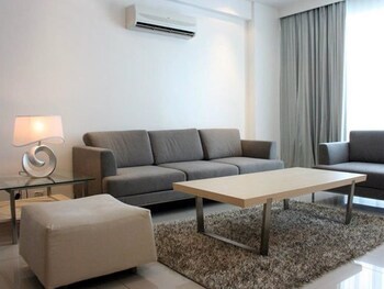 Likas Square Apartment Hotel