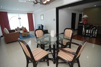 Likas Square Apartment Hotel
