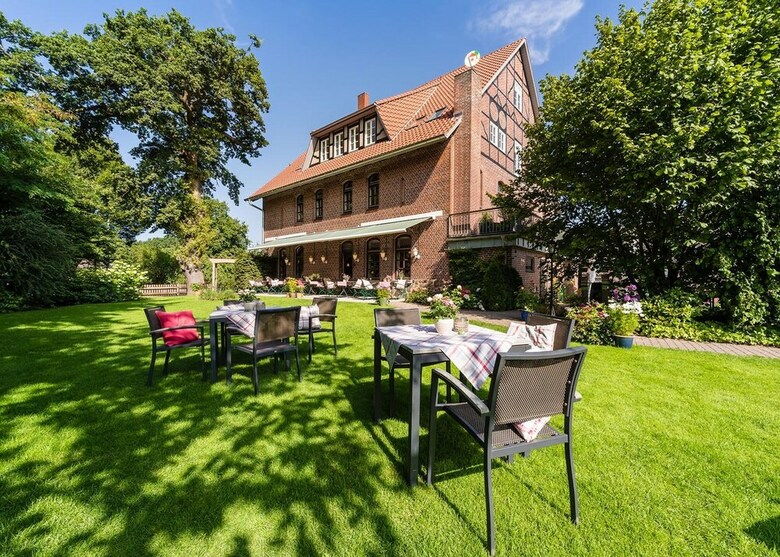 Hostal Landhaus Zum Lindenhof