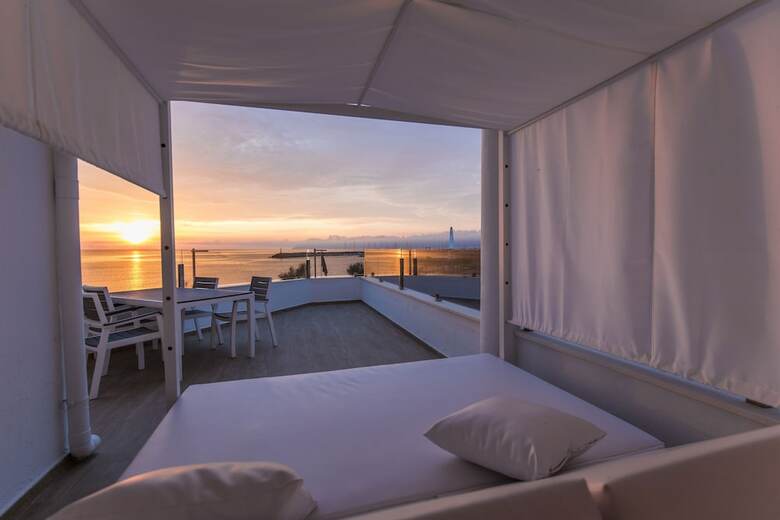 Apartamentos Ses Roquetes (.)