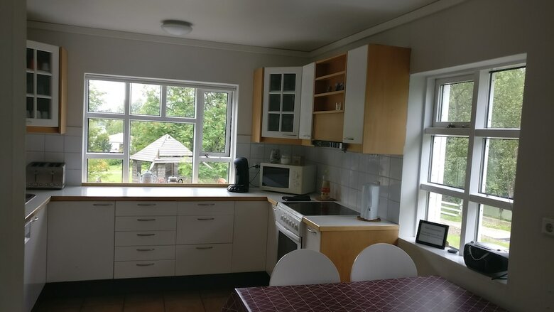 Hostal Birta Guesthouse