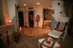 Hotel Azola