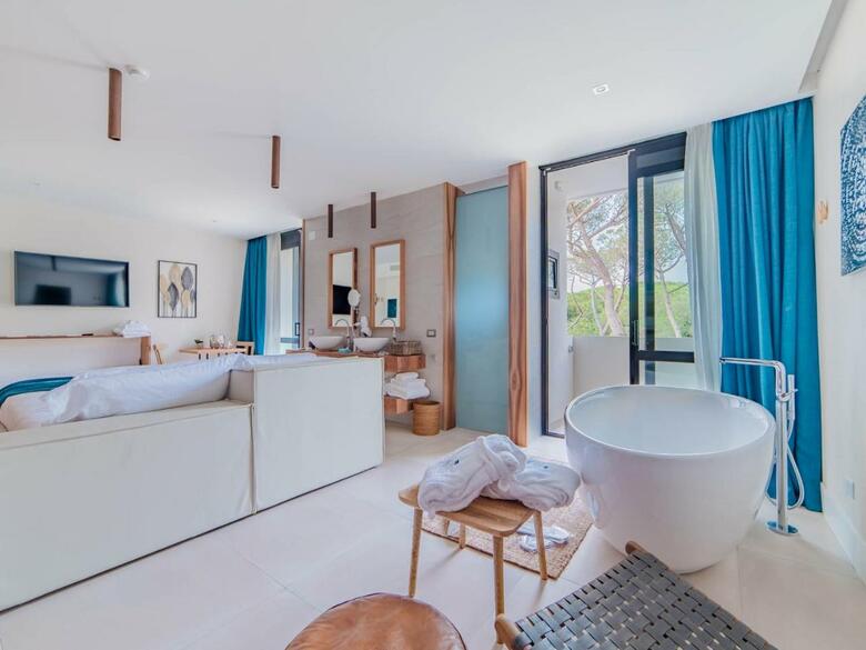 Aurhotel