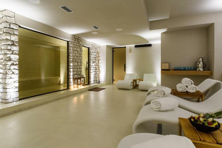 Aurhotel