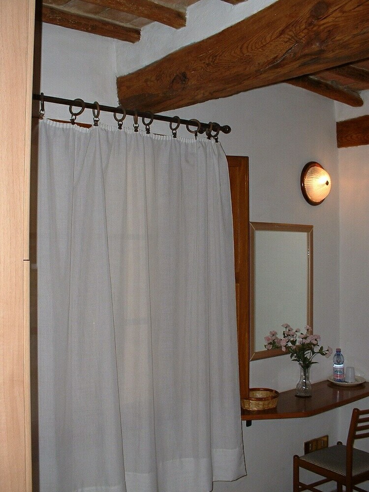 Hostal Il Pozzo Della Citerna
