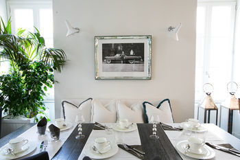 Bed & Breakfast Hall