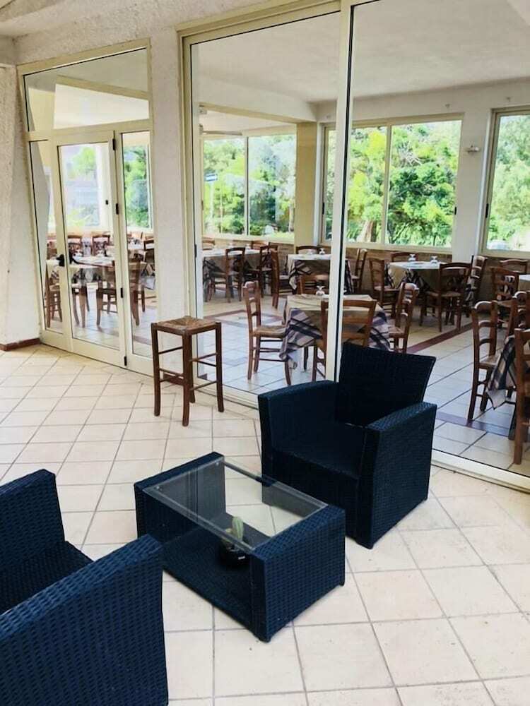 Green Gallery Hotel And Restaurant
