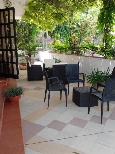 Hotel Call� 2