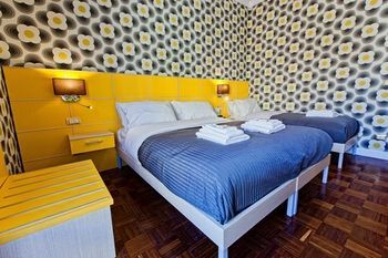 Hostal Pellicano Guest House