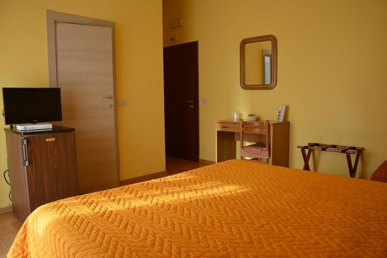 Piccolo Hotel