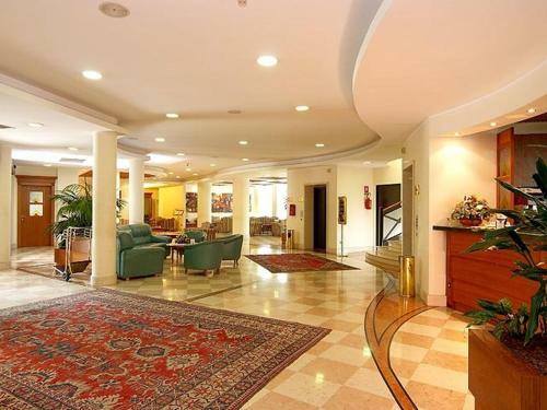Hotel President