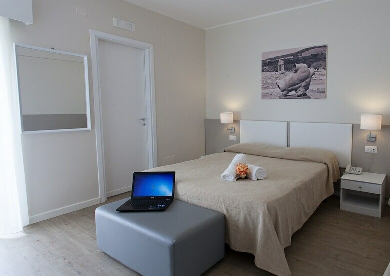 Hotel Costazzurra
