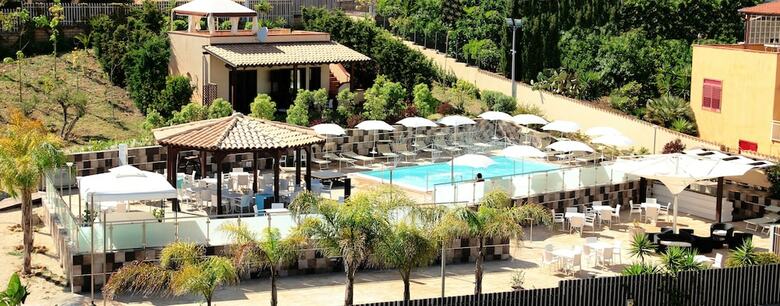 Hotel Costazzurra