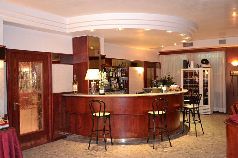 Hotel Alexander