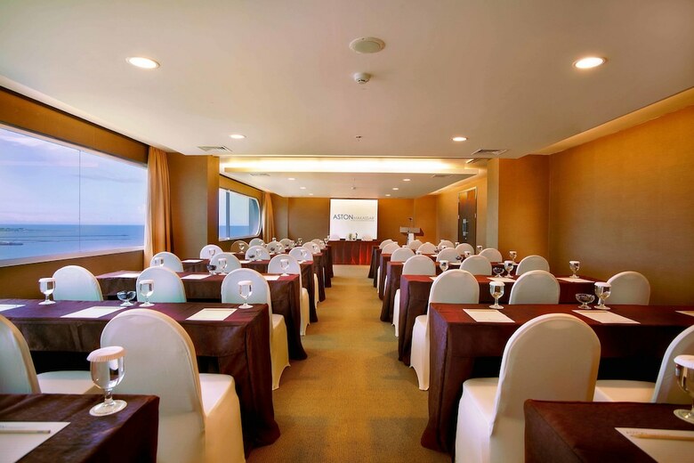 Aston Makassar Hotel & Convention Center