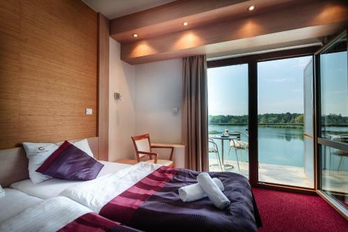 Hotel Corvus Aqua