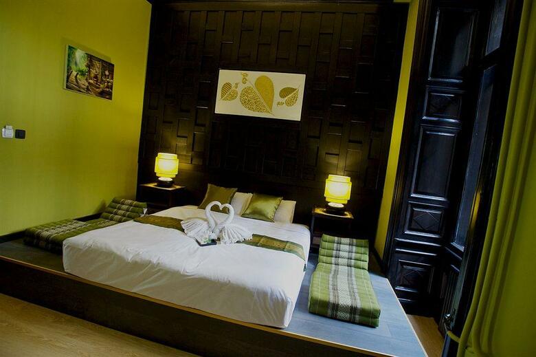 Andrassy Thai Hotel