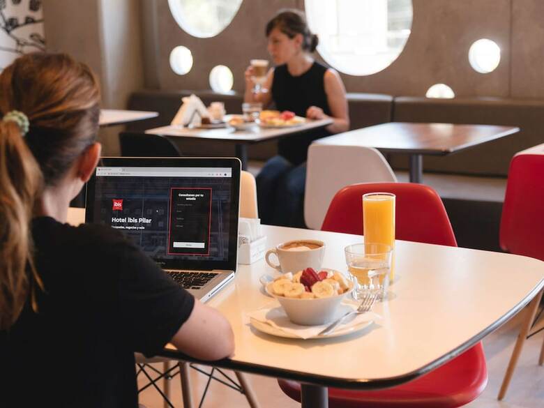 Hotel Ibis Pilar