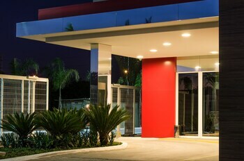 Hotel Ibis Porto Alegre Assis Brasil