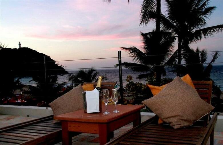 Le Terrace Beach Hotel