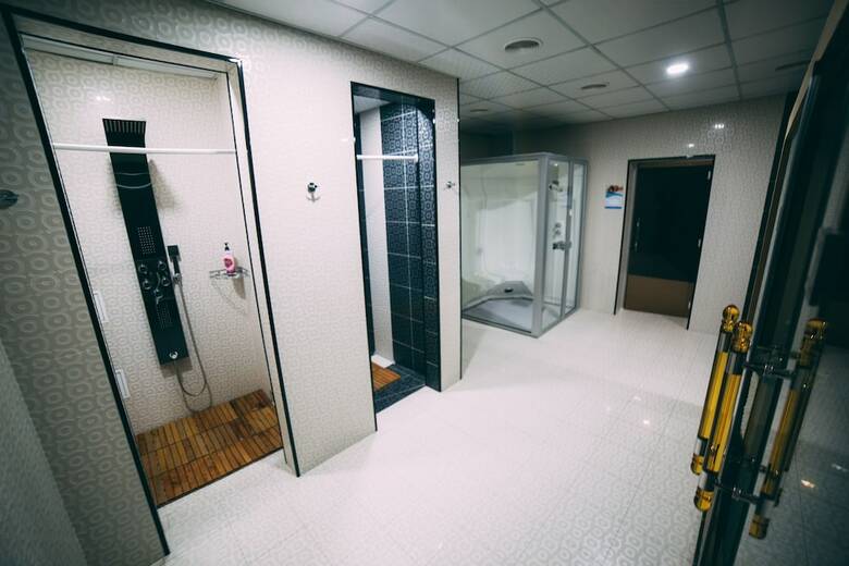 Damas International Hotel