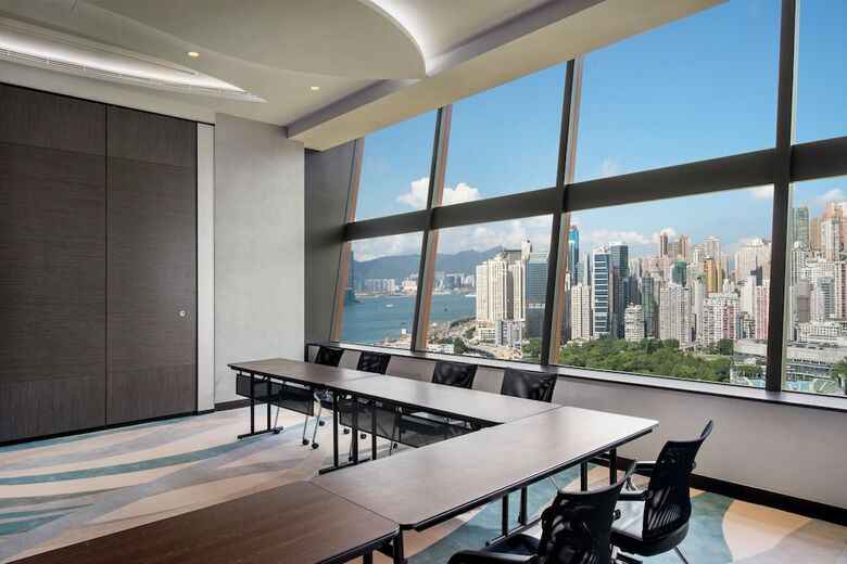 The Park Lane Hong Kong, A Pullman Hotel