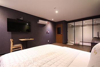 Motel G7 Hotel
