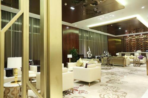 America's Best Rixin International Hotel