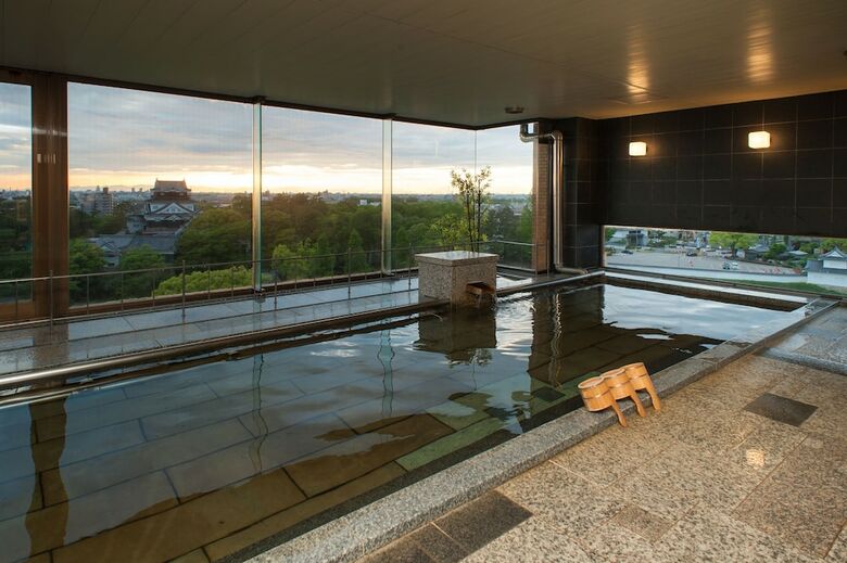 Okazaki New Grand Hotel