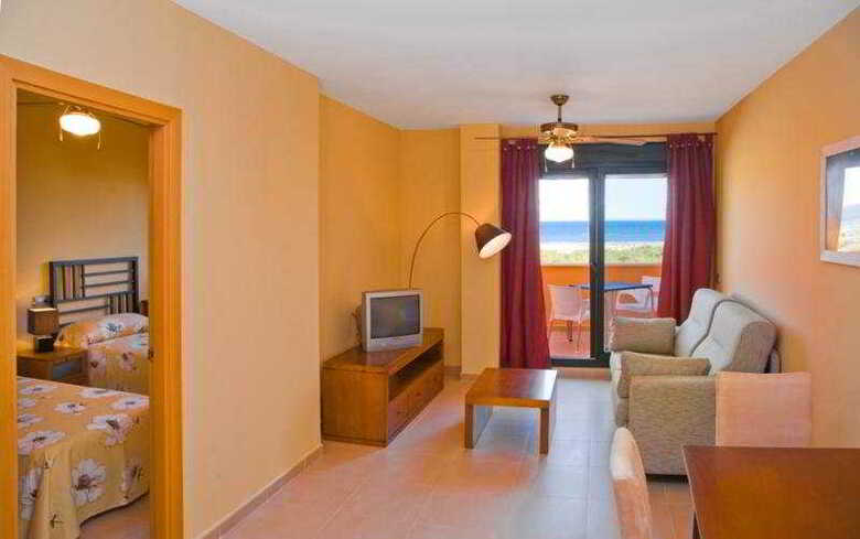 Apartamentos Playamarina